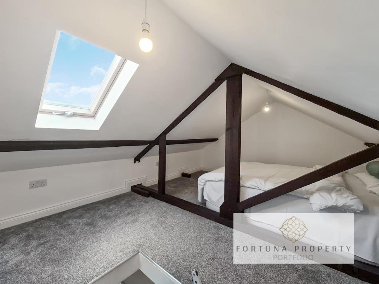 Margaret'S Loft By Fortuna Property Cheltenham Dış mekan fotoğraf