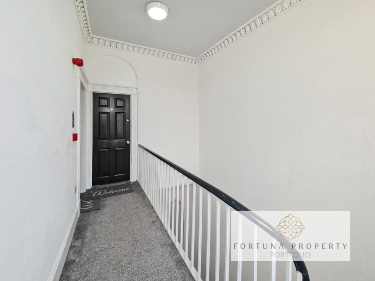 Margaret'S Loft By Fortuna Property Cheltenham Dış mekan fotoğraf